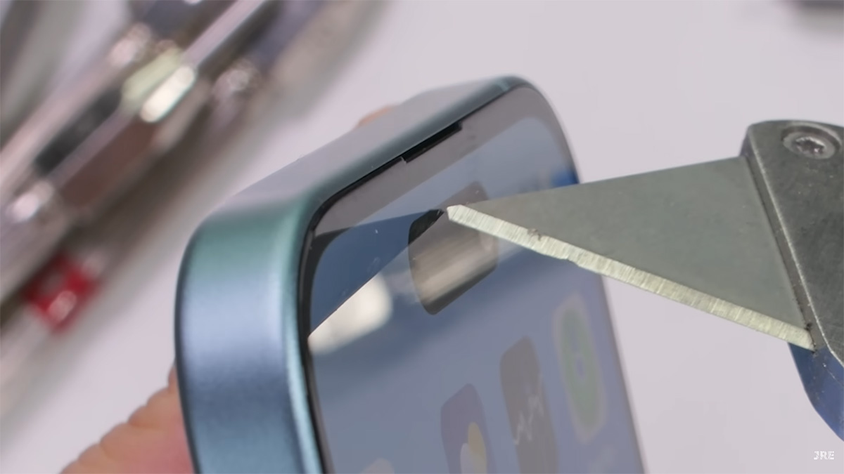 iphone 16 duribility test 3 تست مقاومت گوشی iPhone 16