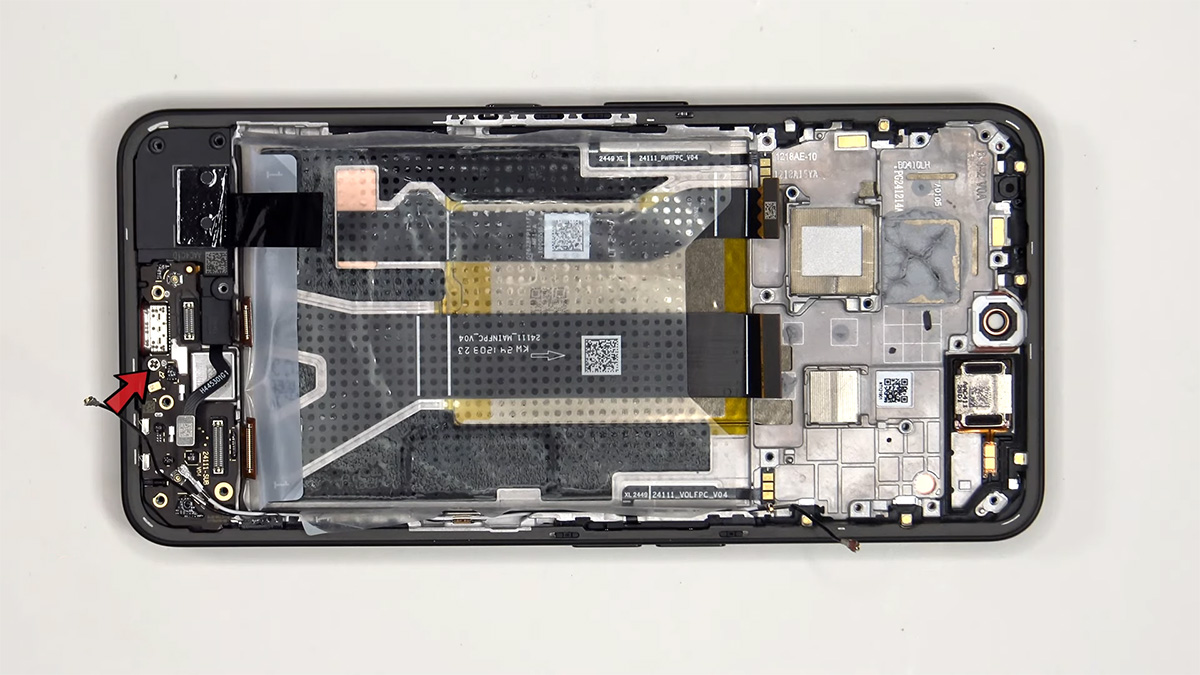 nothing phone 3a teardown 13 کالبدشکافی گوشی Nothing Phone 3a