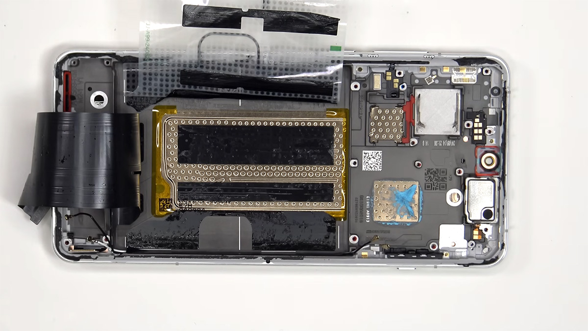 oneplus 13 teardown 14 کالبدشکافی گوشی OnePlus 13