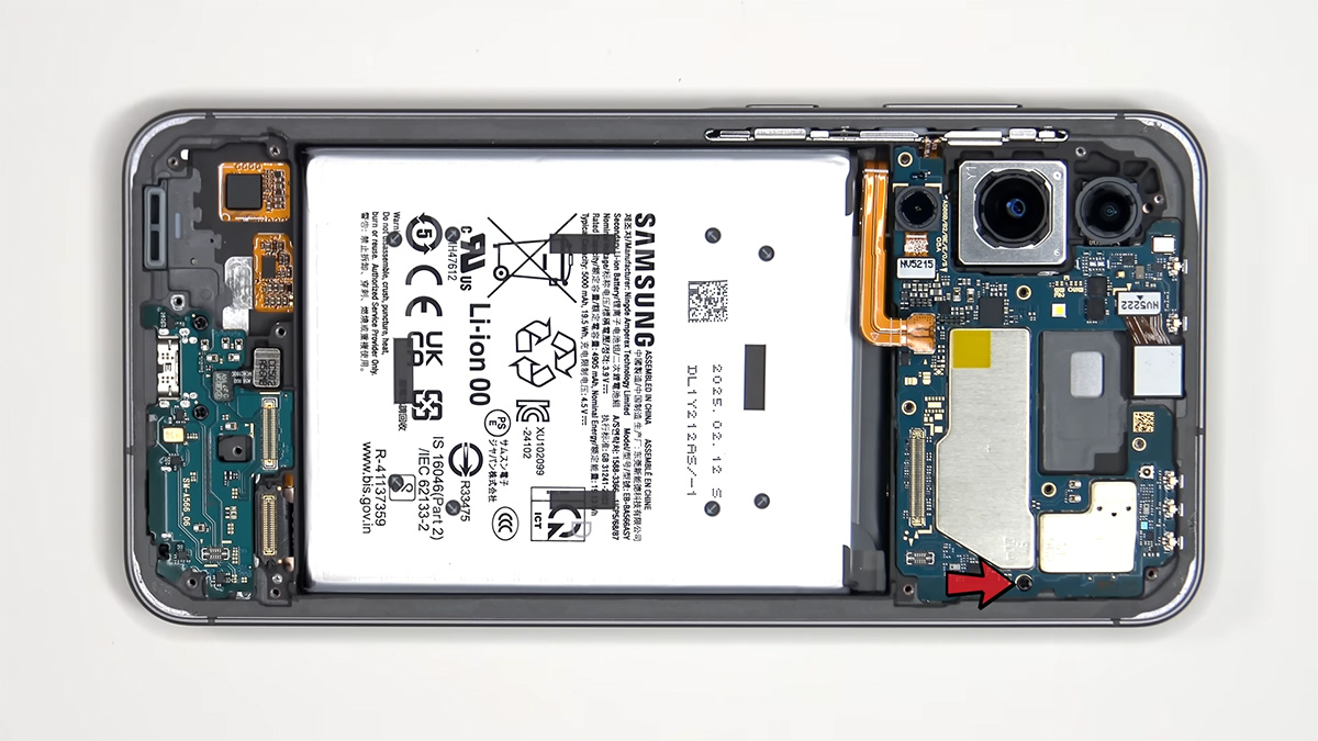 samsung a56 teardown 8 کالبدشکافی گوشی Samsung A56