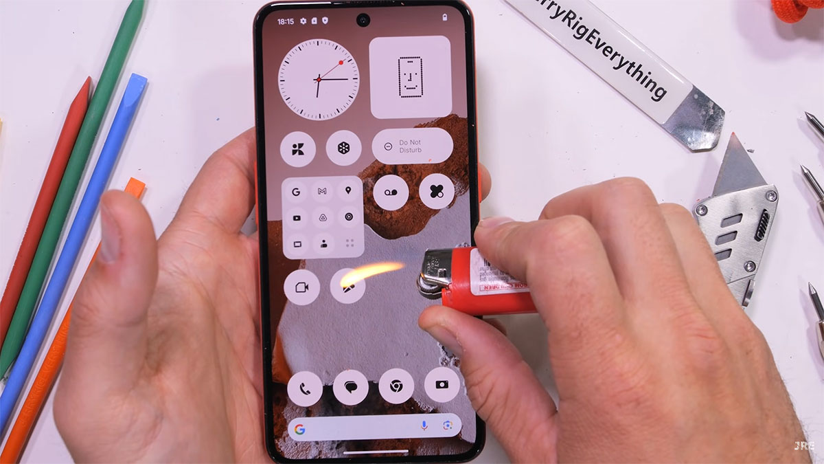 cmf nothing phone 2 pro duribility test 10 تست مقاومت و کالبدشکافی گوشی CMF Nothing Phone 2 Pro