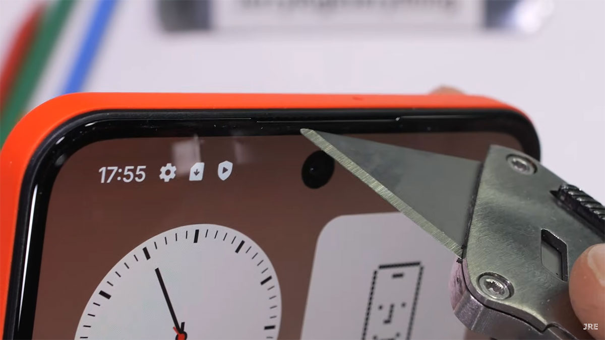 cmf nothing phone 2 pro duribility test 4 تست مقاومت و کالبدشکافی گوشی CMF Nothing Phone 2 Pro