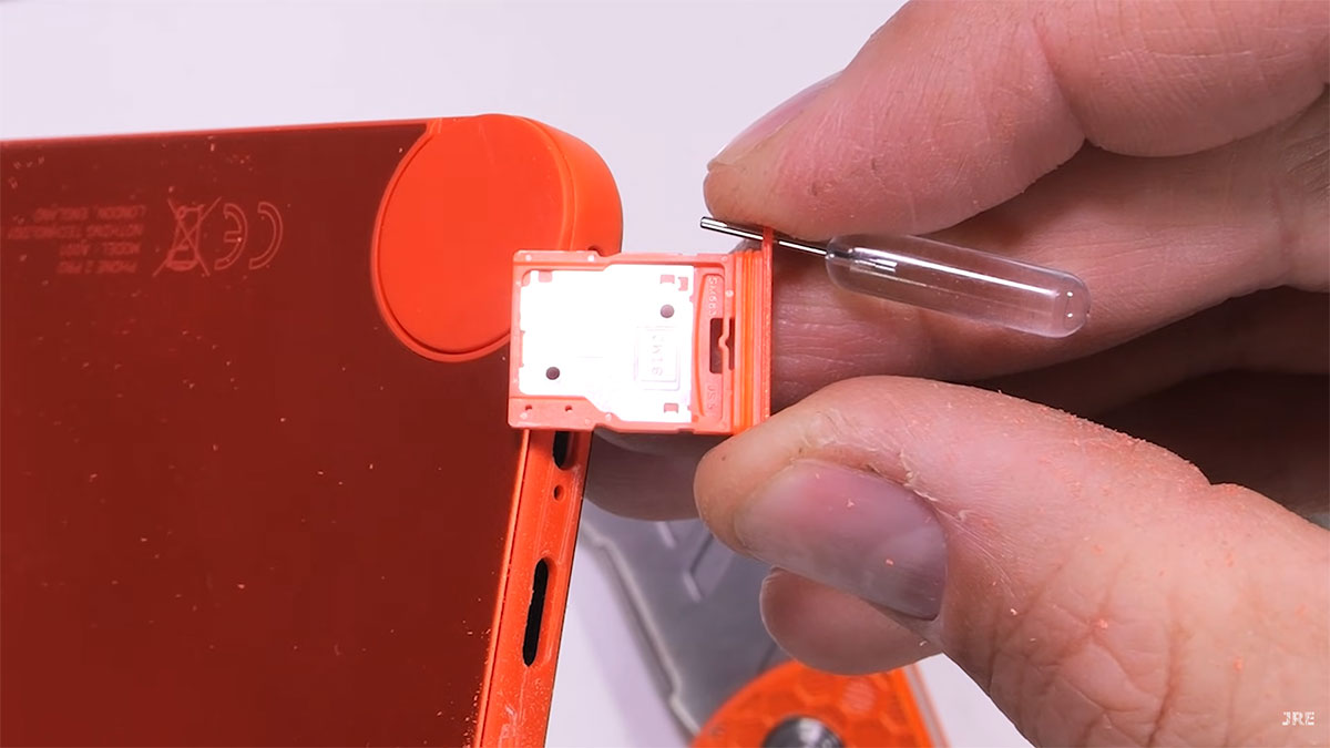 cmf nothing phone 2 pro duribility test 6 تست مقاومت و کالبدشکافی گوشی CMF Nothing Phone 2 Pro