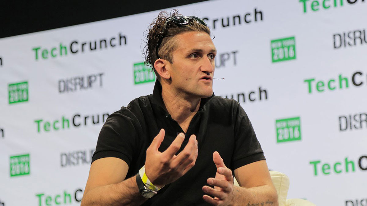 ۱۰. کیسی نایستت (Casey Neistat): فیلم‌سازی که ولاگ را بازتعریف کرد