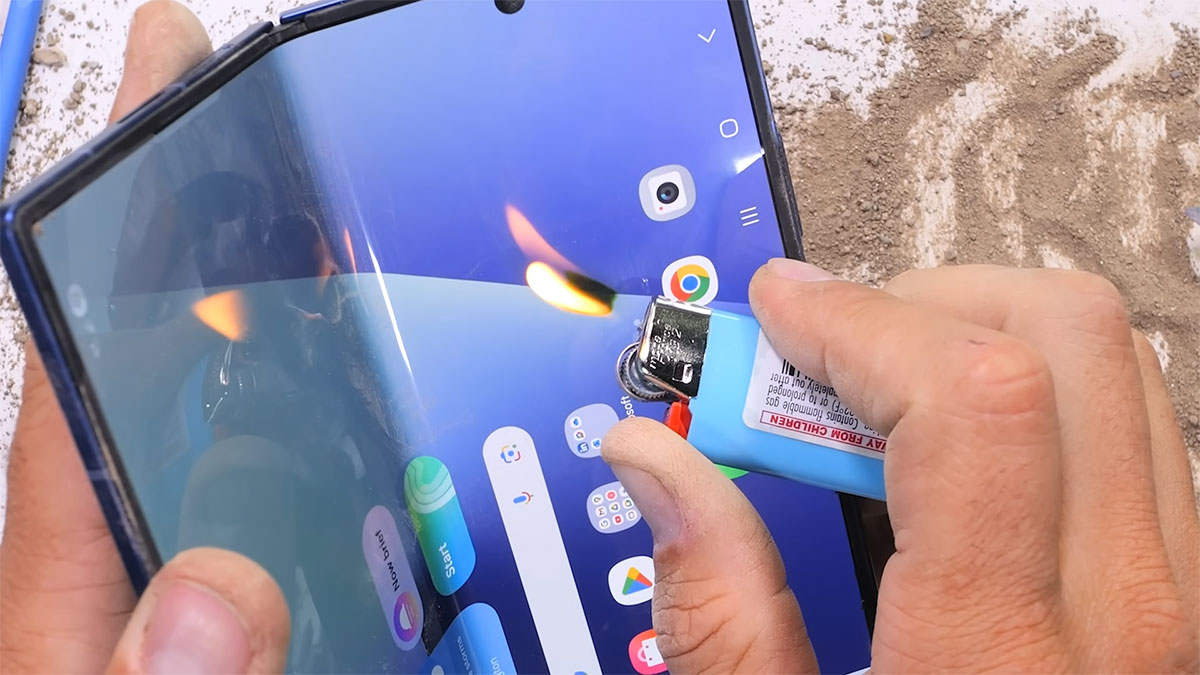 samsung galaxy z fold 7 duribility test 10 تست مقاومت گوشی Samsung Z Fold7
