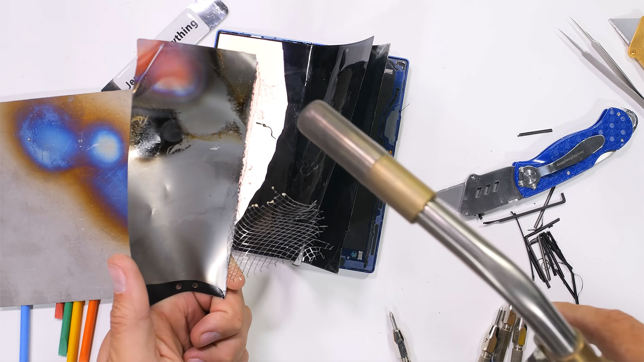 samsung z fold 7 teardown 13 کالبدشکافی گوشی Samsung Z Fold 7