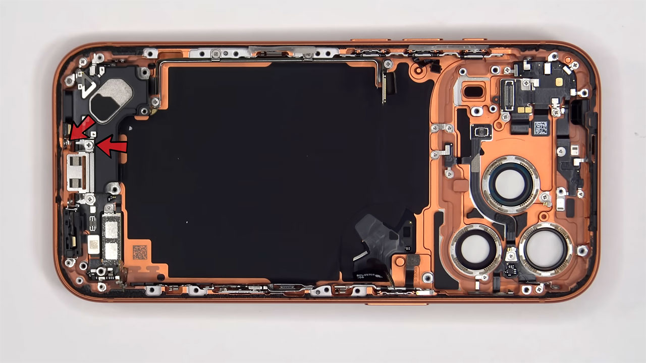 apple iphone 17 pro teardown 24 کالبدشکافی گوشی iPhone 17 Pro اپل