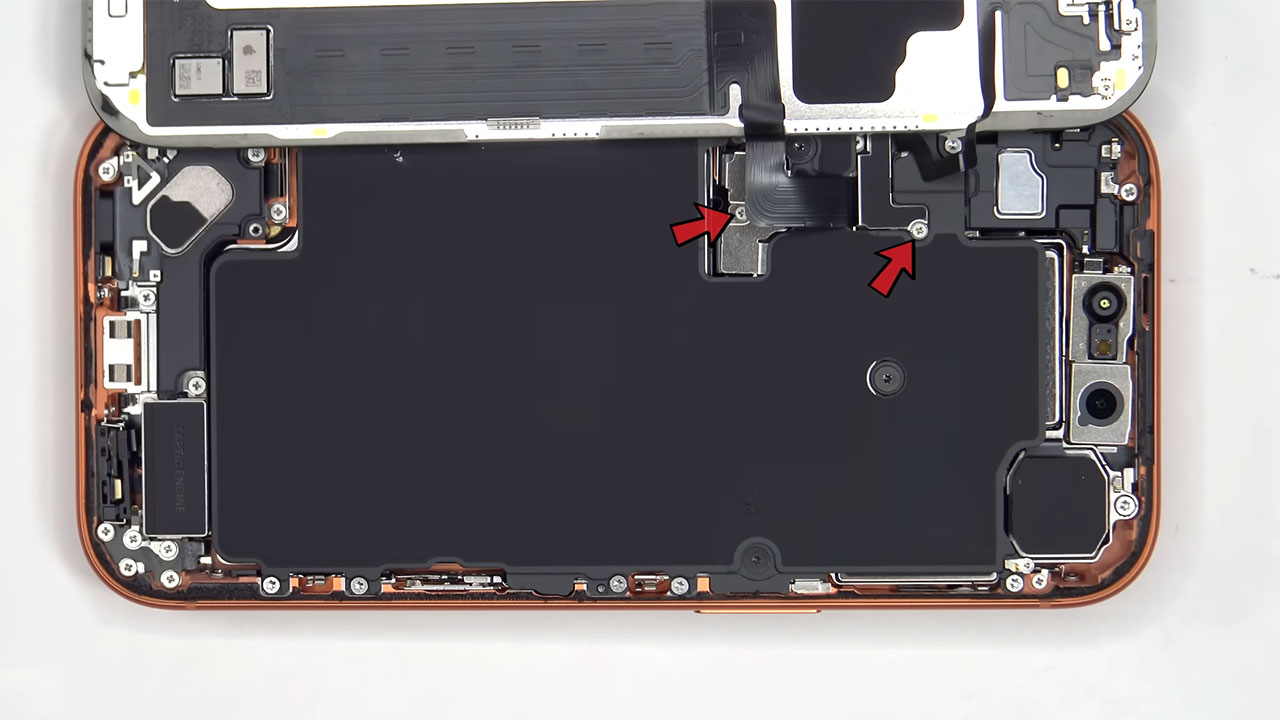apple iphone 17 pro teardown 3 کالبدشکافی گوشی iPhone 17 Pro اپل