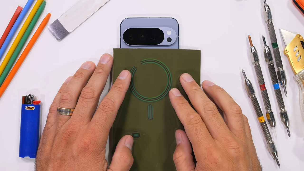 google pixel 10 pro xl duribility test 1 تست مقاومت گوشی Pixel 10 Pro XL گوگل