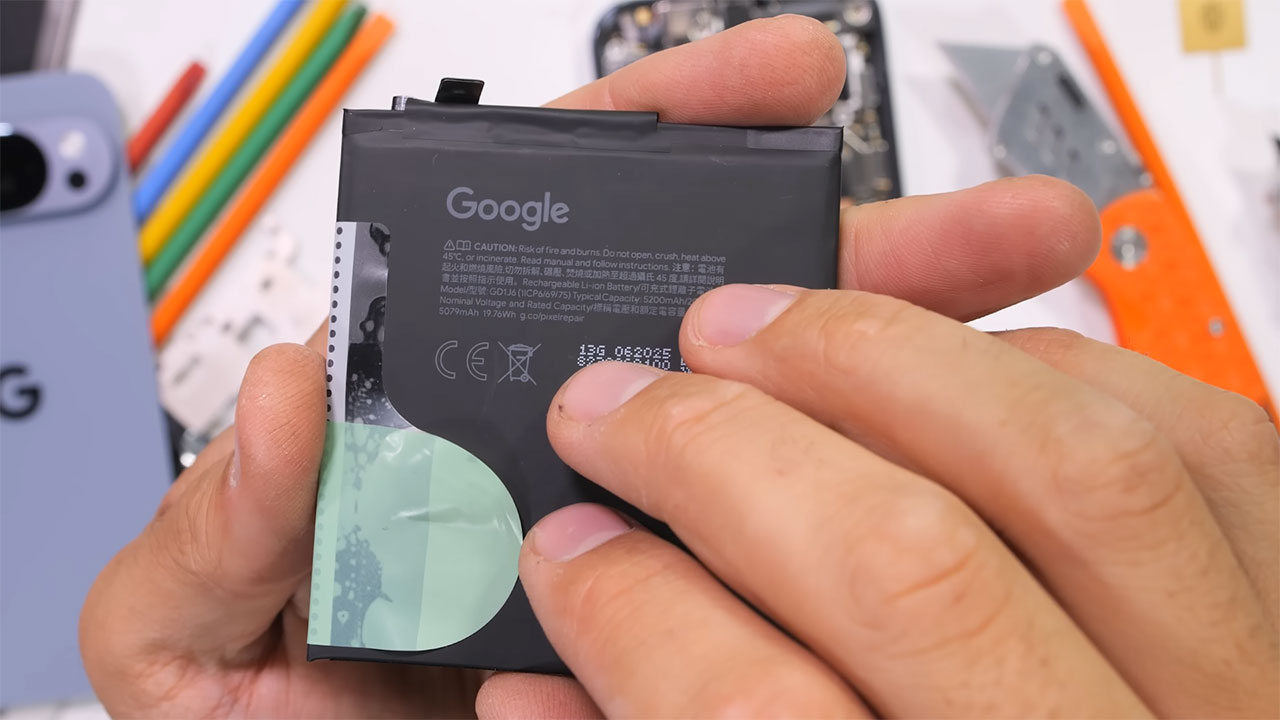 google pixel 10 pro xl teardown 14 کالبدشکافی گوشی Pixel 10 Pro XL گوگل