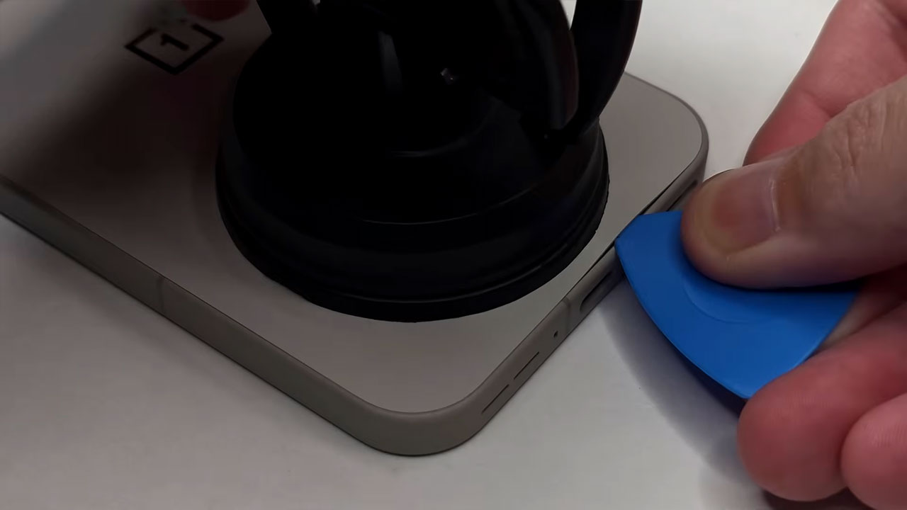 oneplus 15 teardown 2 کالبدشکافی گوشی OnePlus 15