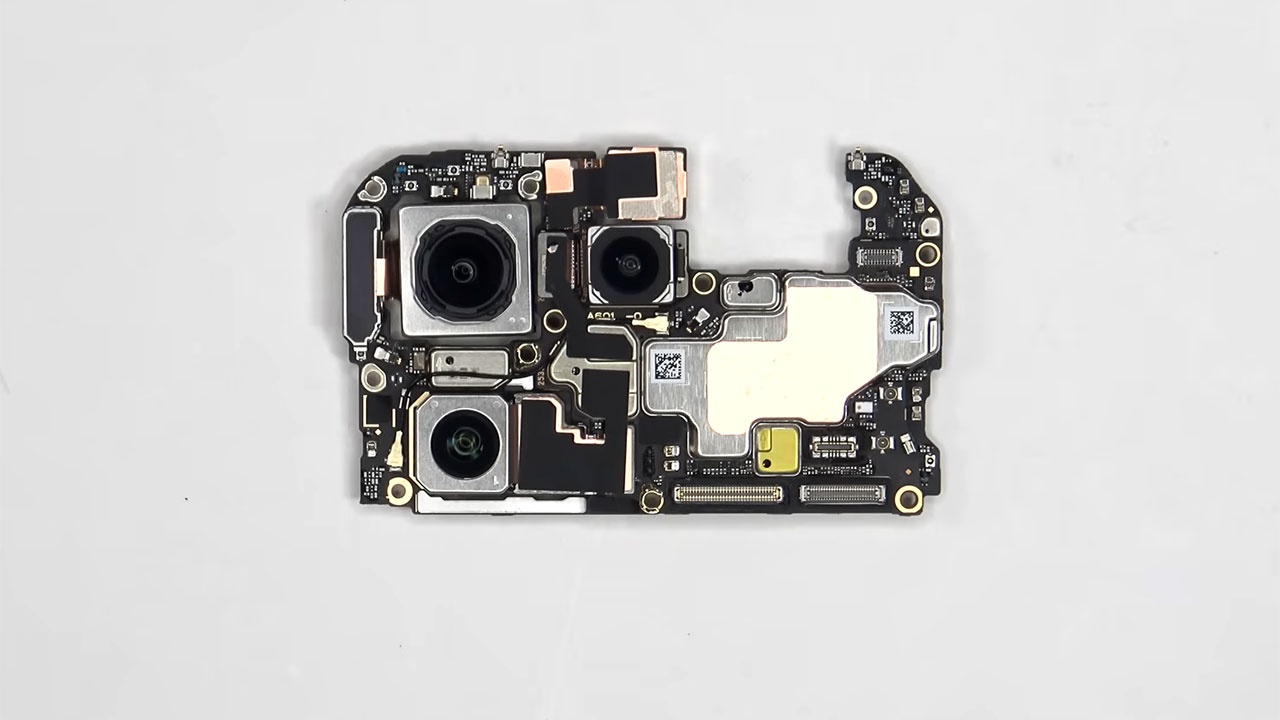 oneplus 15 teardown 9 کالبدشکافی گوشی OnePlus 15
