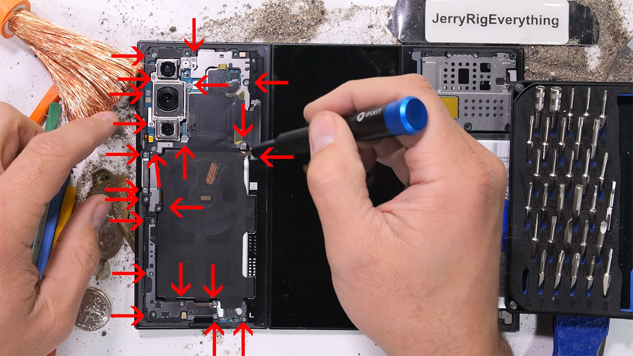 samsung z trifold duribility test 18 تست مقاومت گوشی Samsung Z Trifold